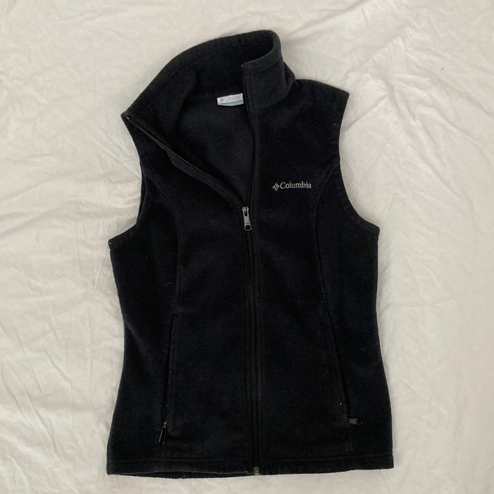 Columbia fleece vest small